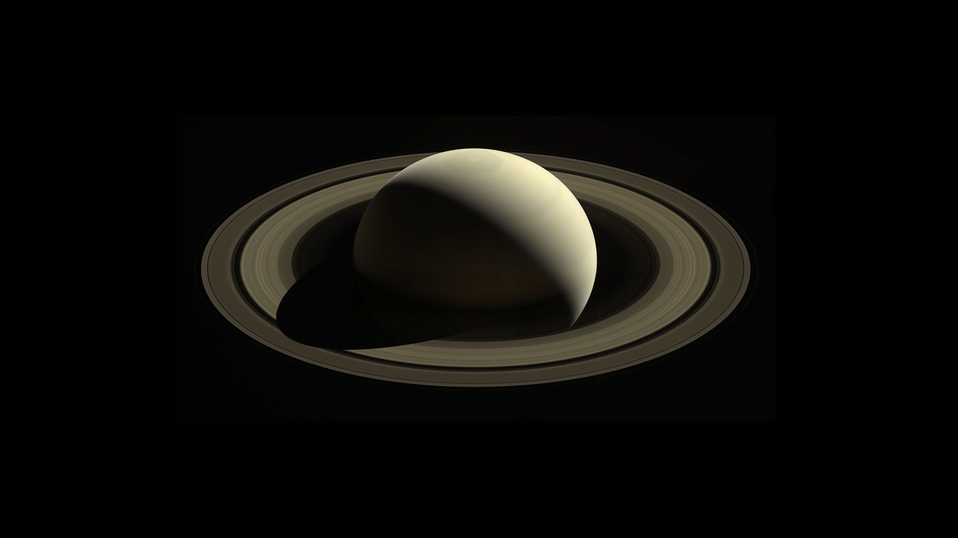 binoculars telescopes enhance saturn viewing