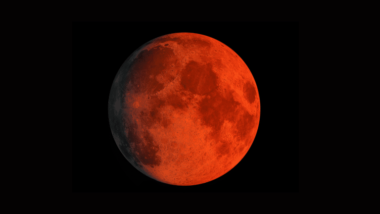 what does a blood moon mean science and symbolism behind it