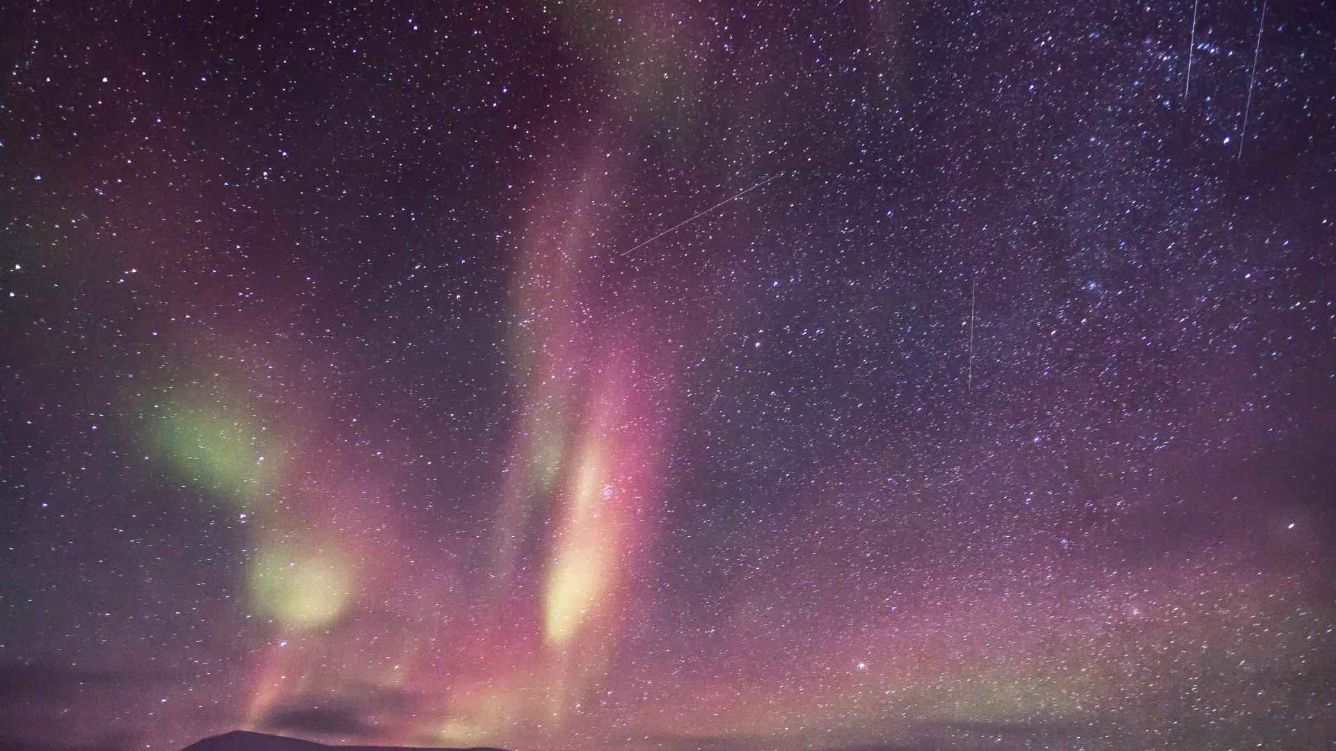 aurora northern and southern lights