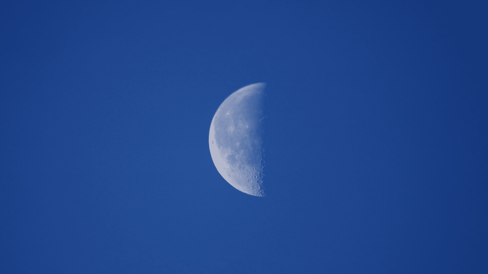cultural and symbolic meaning of the third quarter moon