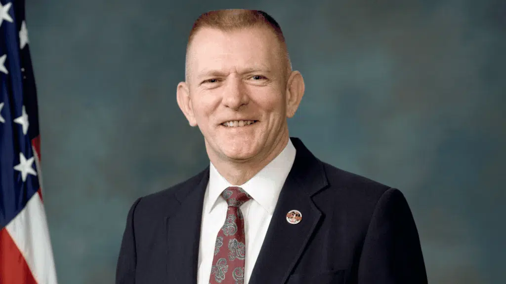 gene-kranz-nasa-hero-who-defined-mission-control-excellence