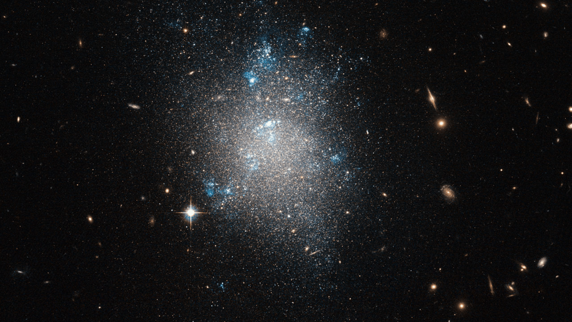 what are dwarf galaxies