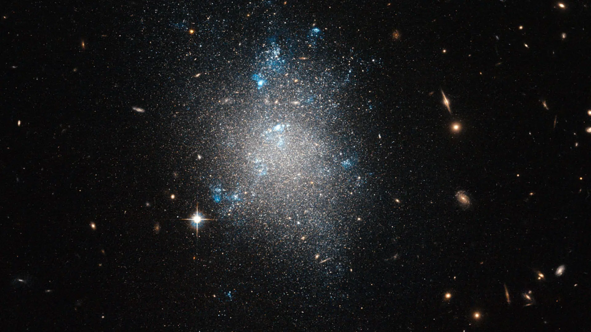 what are dwarf galaxies