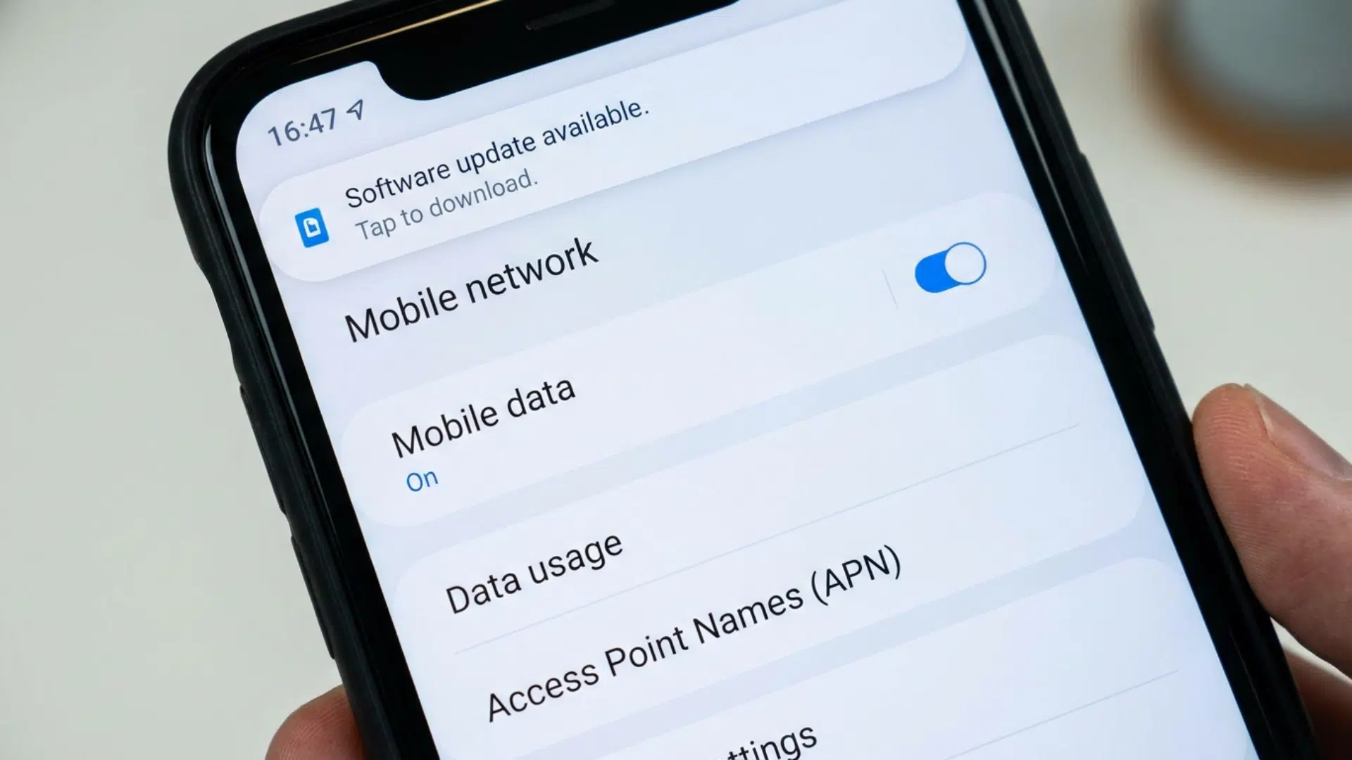 Android phone displaying mobile network settings and options for fixing data connection issues.